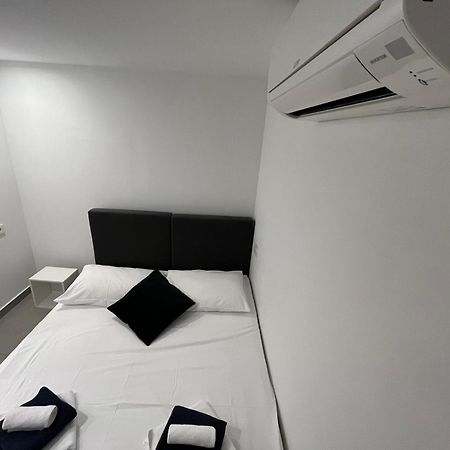 X Boutique Marinac Studio Apartments & Rooms Šibenik Eksteriør bilde