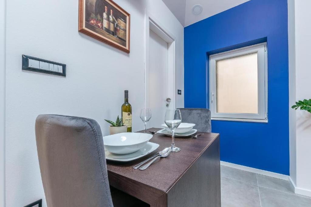 X Boutique Marinac Studio Apartments & Rooms Šibenik Eksteriør bilde
