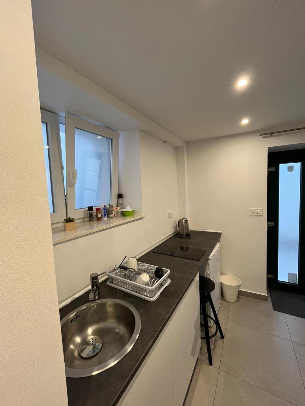 X Boutique Marinac Studio Apartments & Rooms Šibenik Eksteriør bilde